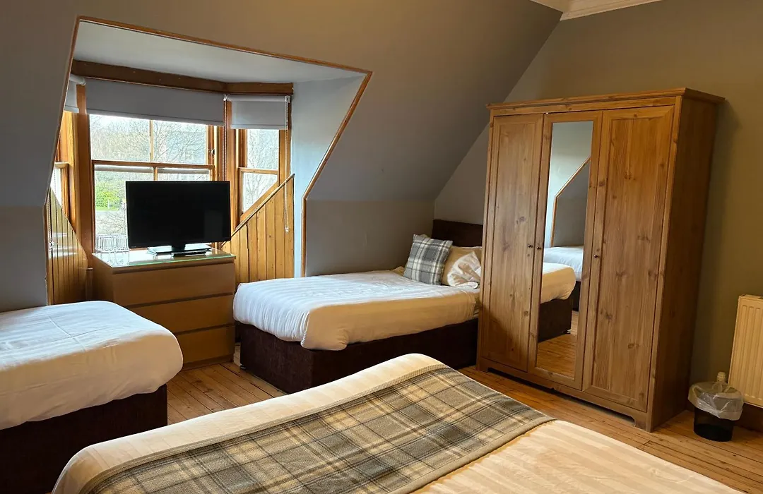 Ardgowan Guest House-1