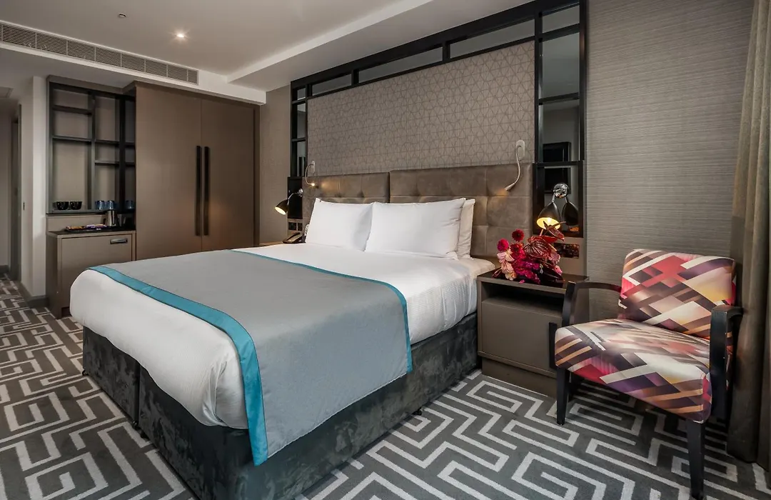 Courthouse Hotel Shoreditch-1