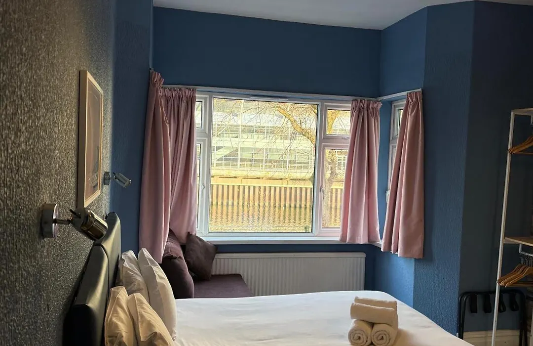 Wisestay-1