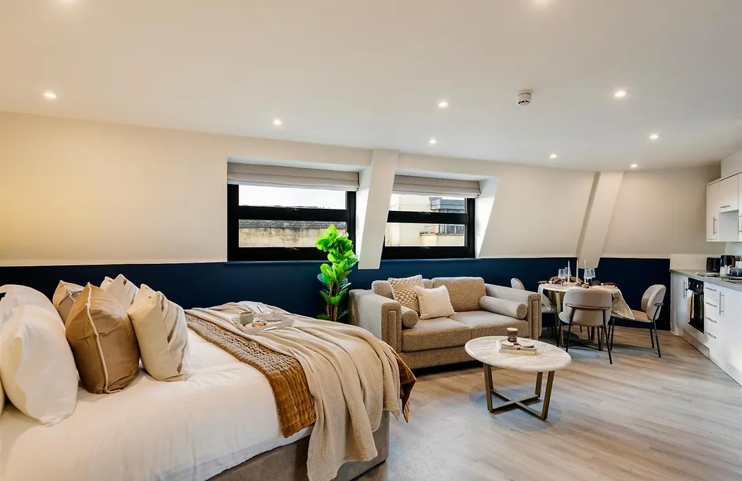 Your Apartment I Clifton Village-1