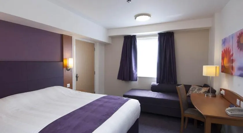 Premier Inn Wolverhampton - North-1
