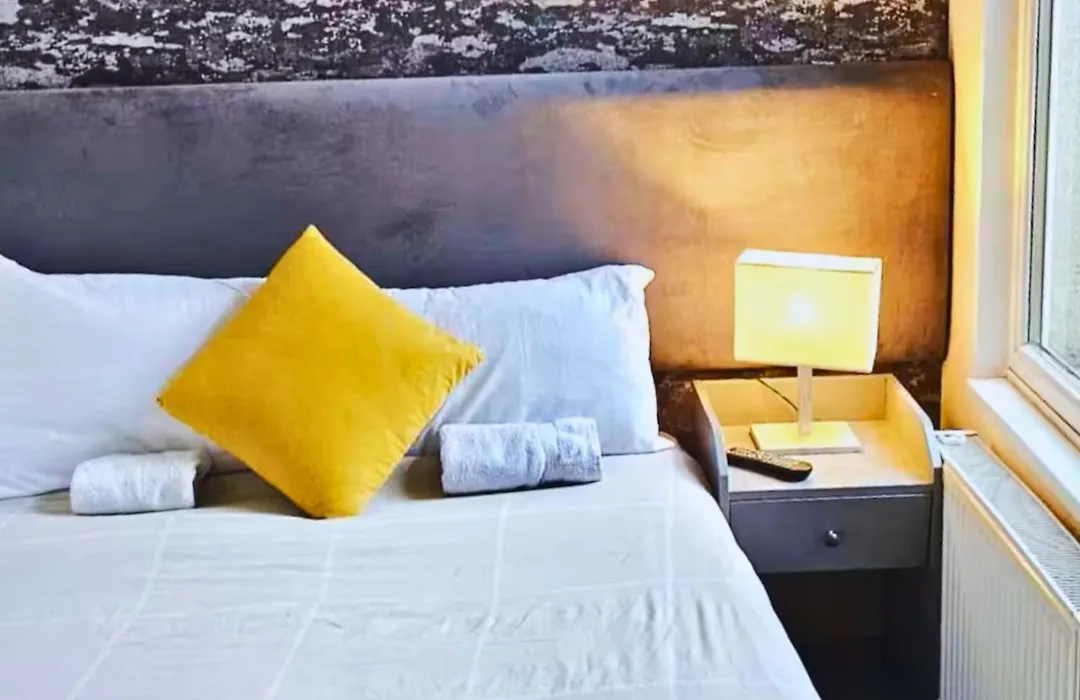 Pitchside Room 1 Near Anfield Sleeps 7-1
