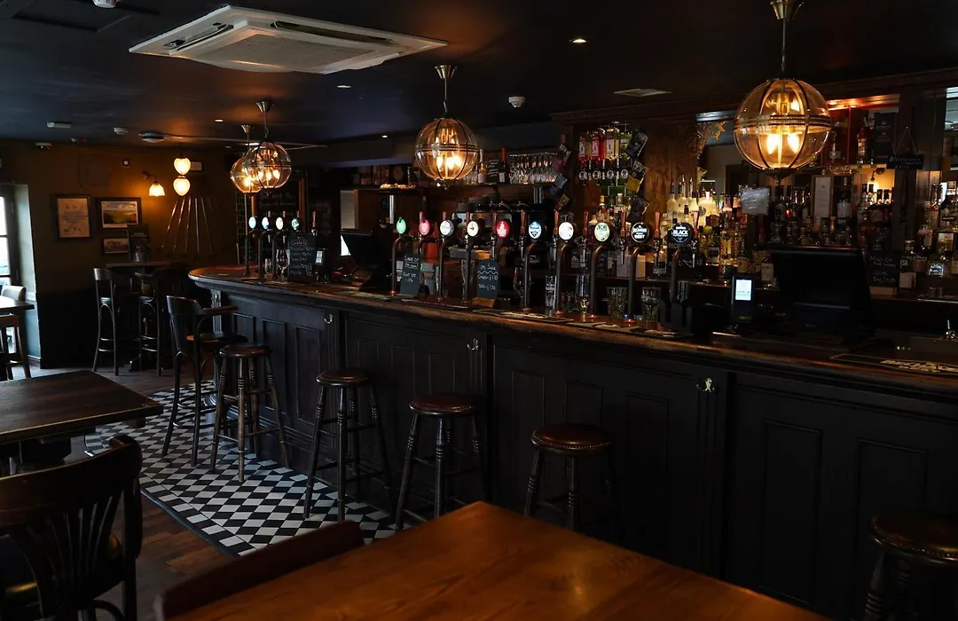 Greyfriars Inn By Greene King Inns-1