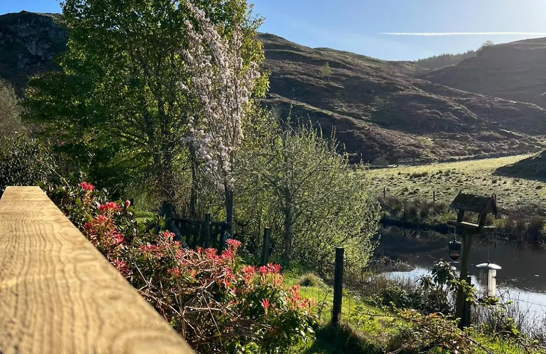 Clan Cottages Luxury Thatched Retreat Near Oban-1