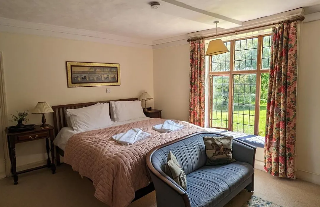 Old Manor House-1