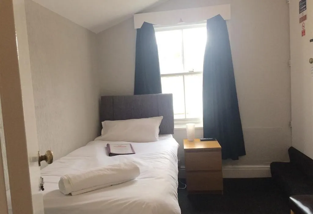 Richmond House Hotel-1