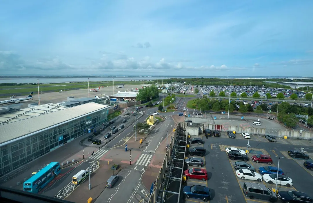 Hampton By Hilton Liverpool John Lennon Airport-1