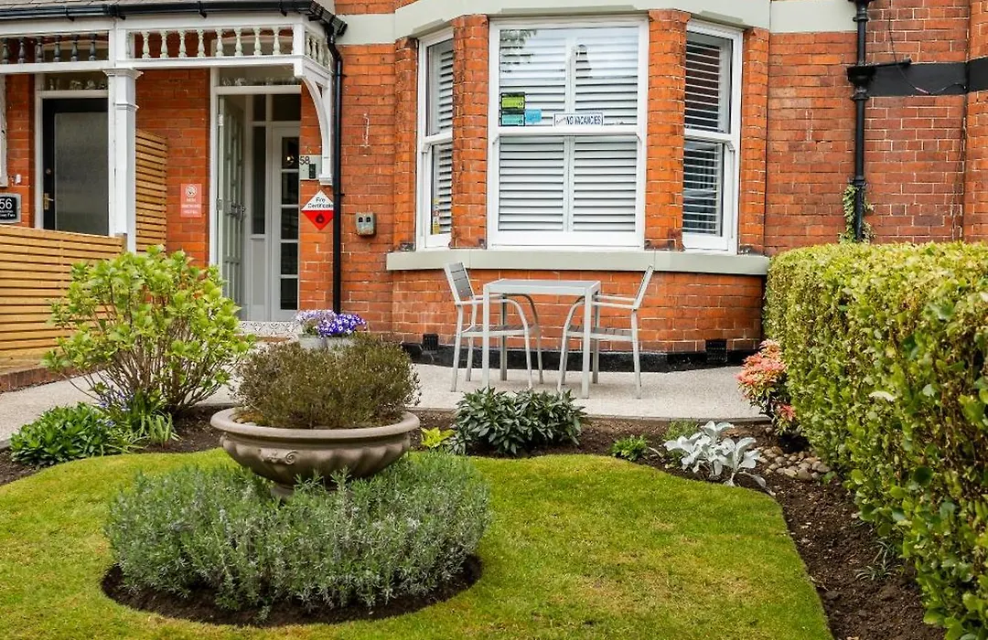Kingsway Guesthouse - A Selection Of Single, Double And Family Rooms In A Central Location-1
