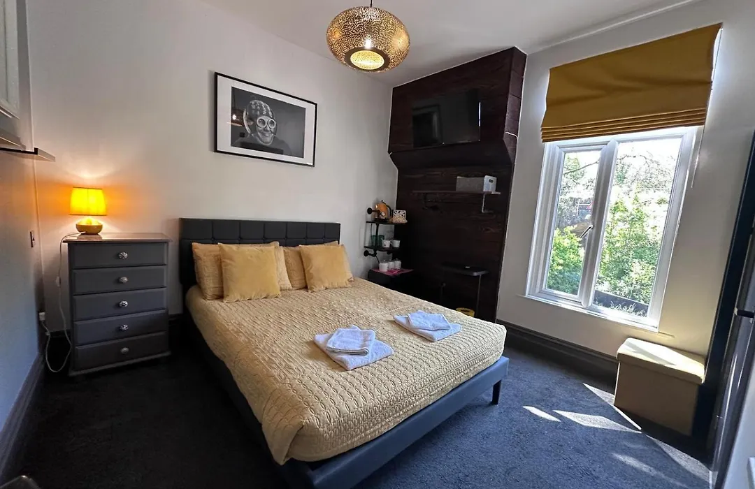 Green Corner Villa - Cosy Luxury In Central Torquay With Free Parking & Ev-1