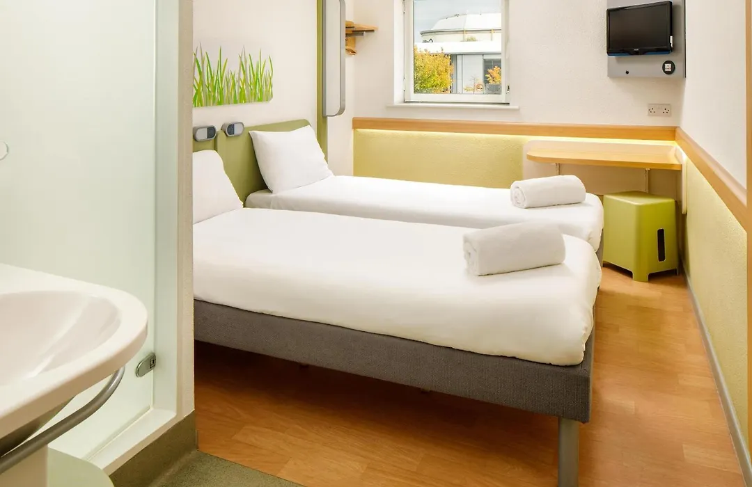 Ibis Budget Sheffield Arena-1