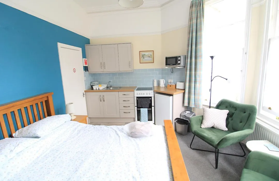 Chelston Dene Holiday Apartments-1