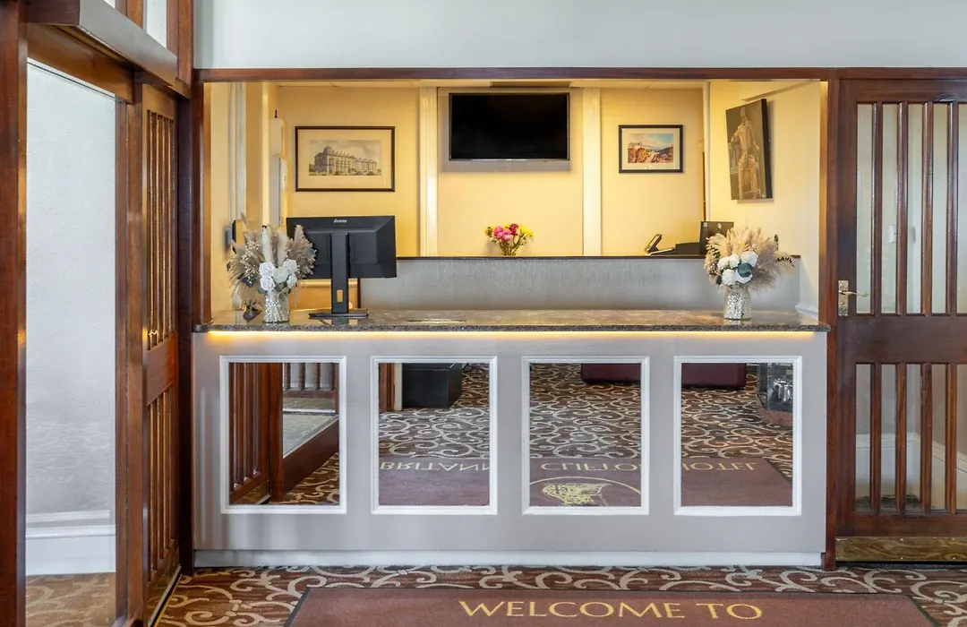 Clifton Hotel-1