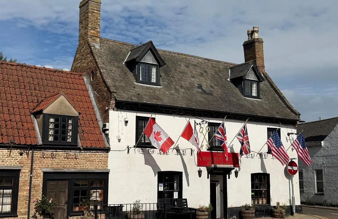 Cross Keys Hotel Chatteris-1