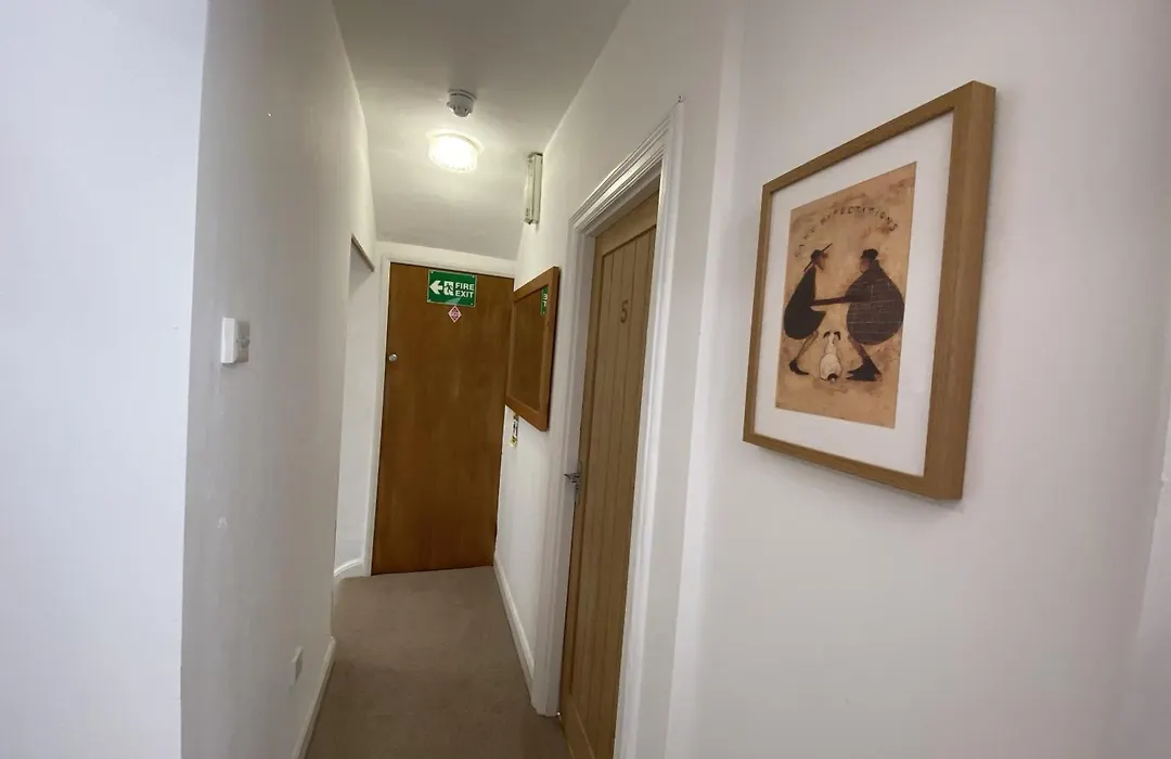 Old Farm Hotel-1