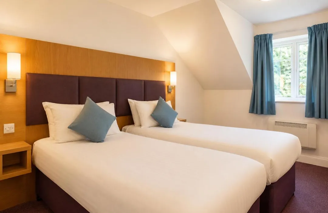 Middleton Inn, Manchester-1