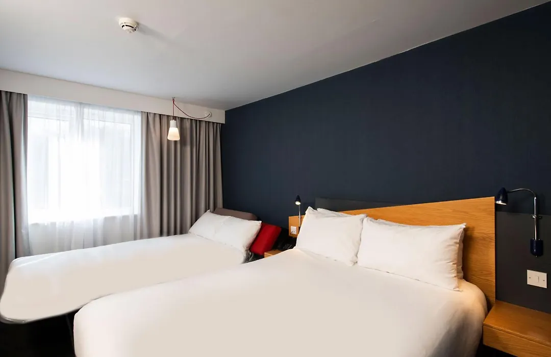 Holiday Inn Express Gloucester - South By Ihg-1