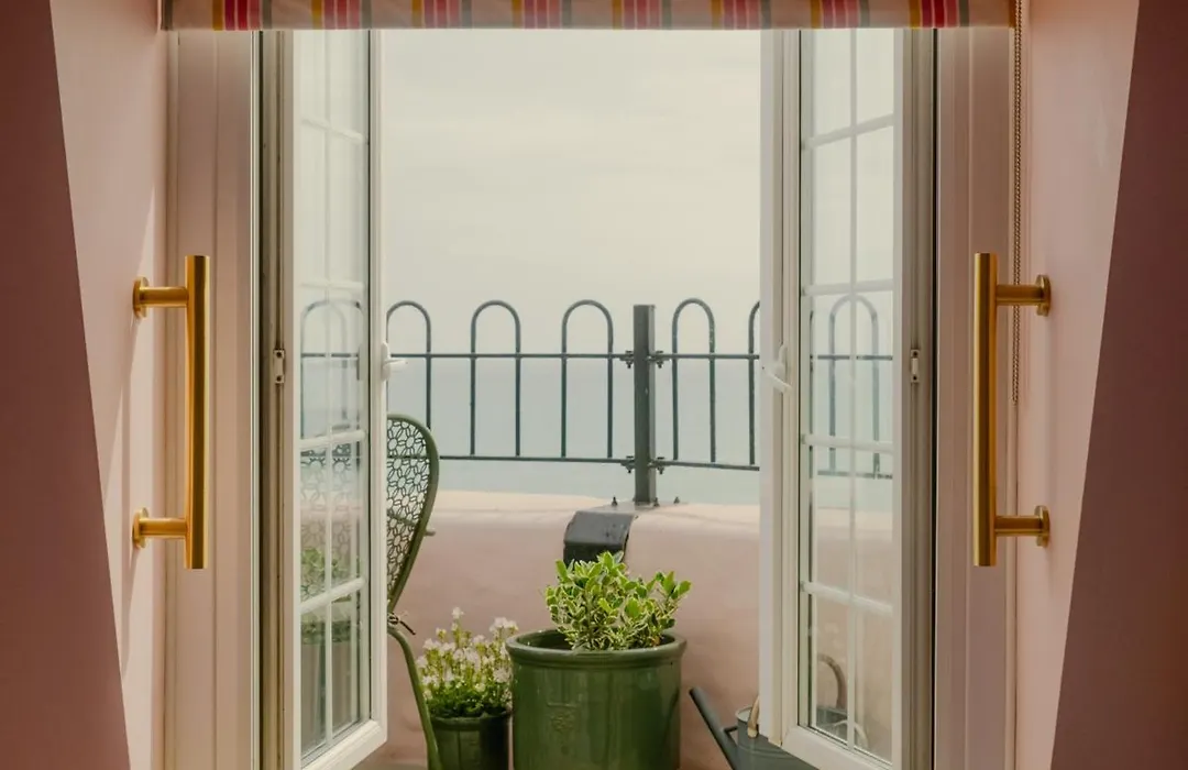 Drakes Hotel-1