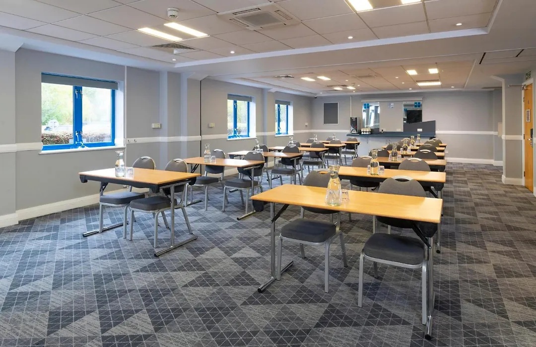 Holiday Inn Express Birmingham Airport Nec By Ihg-1