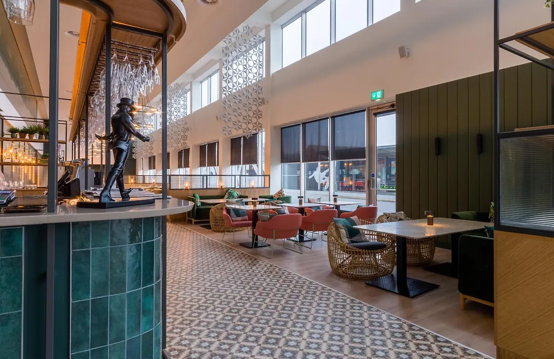Apex City Quay Hotel & Spa-1