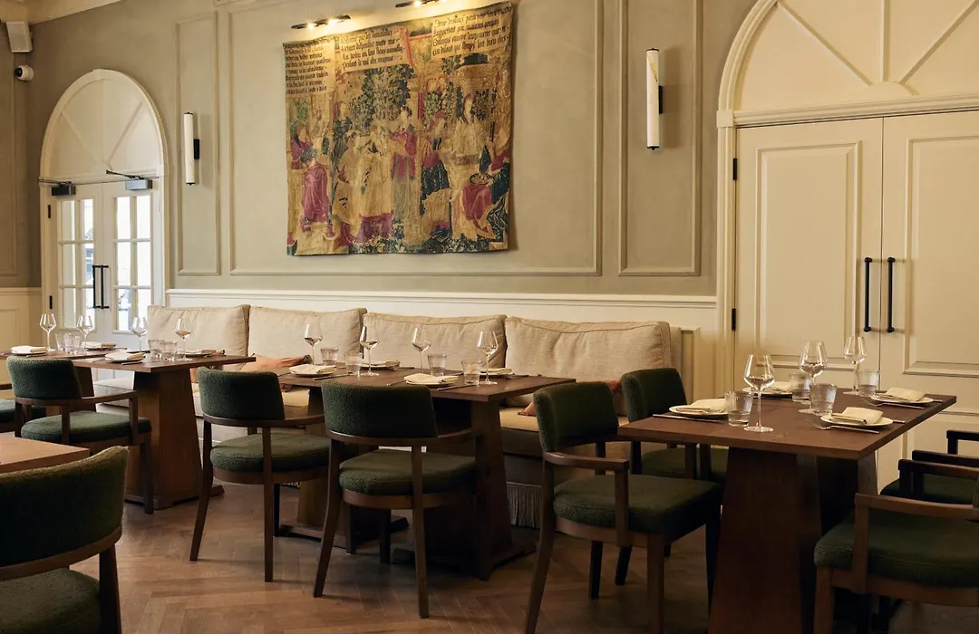 The Leonard Hotel-1