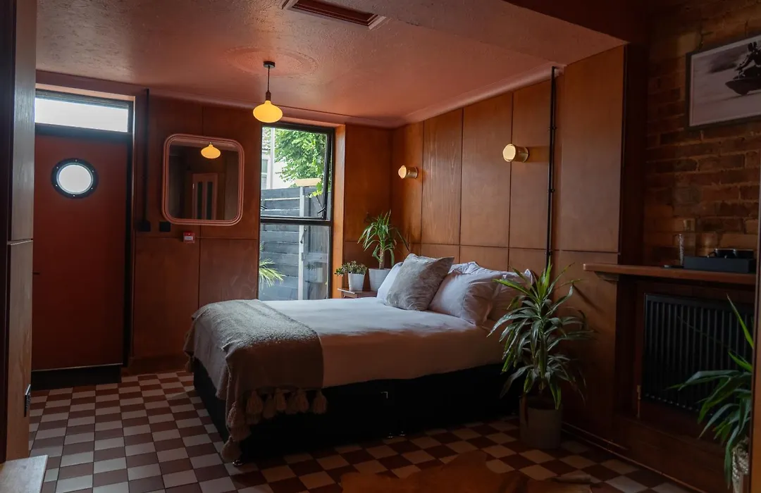 The Lodge Of Heavy Leisure-1
