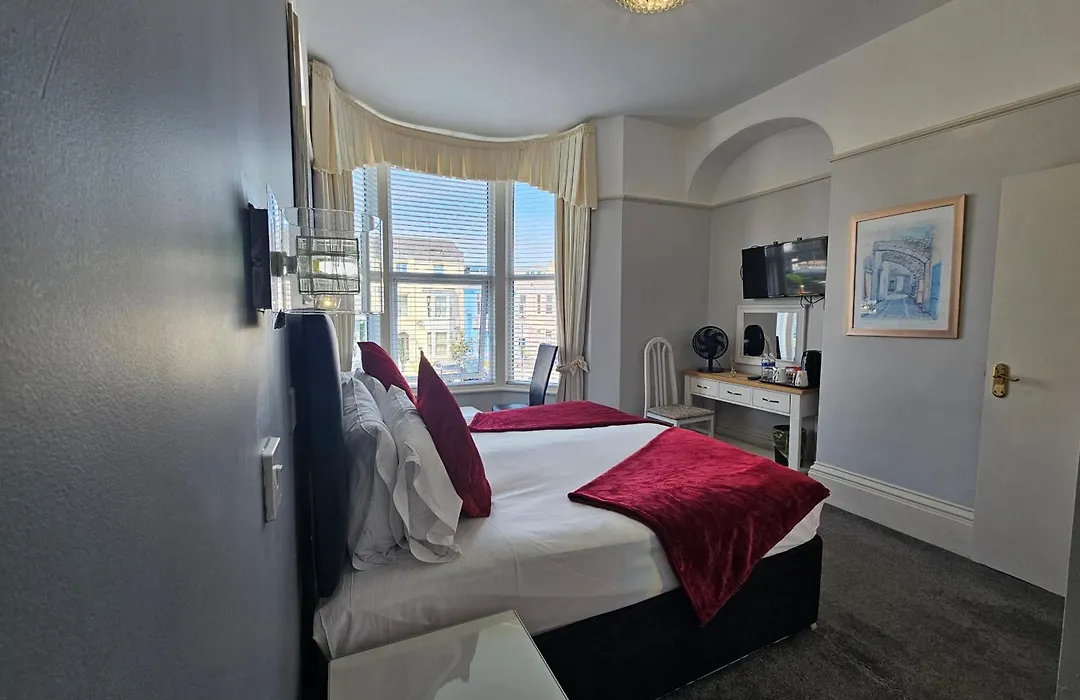Clifton Villa - Southport-1