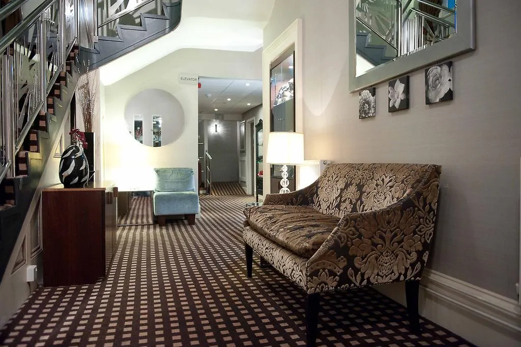 Best Western Hotel Gleneagles-1