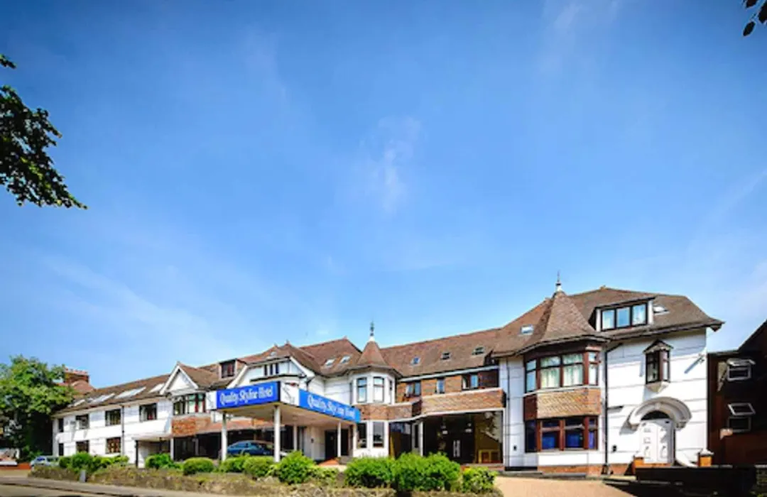 Oyo The Luton Hotel-1