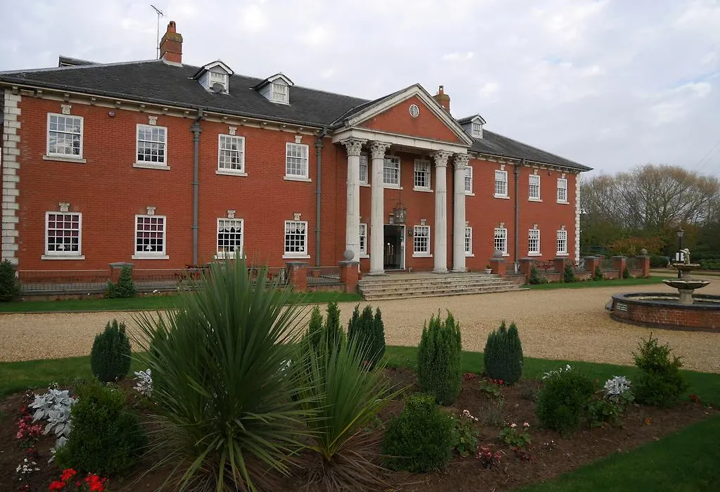 Elme Hall Hotel-1
