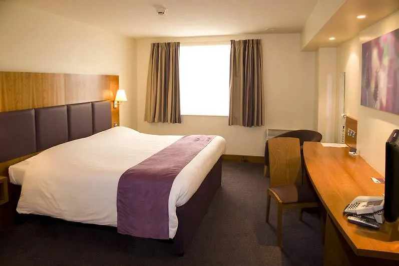 Premier Inn Bournemouth Central-1
