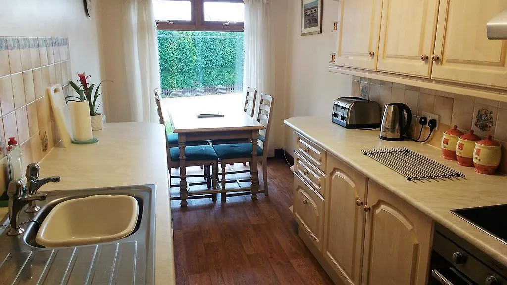 Highfields Cottage-1