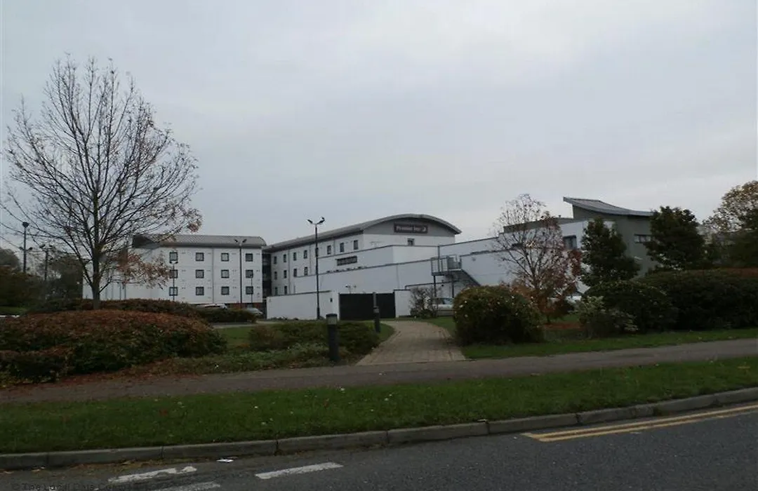Premier Inn London Enfield-1