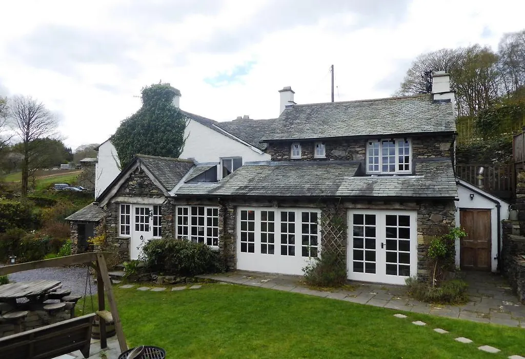Summerhill Cottage-1