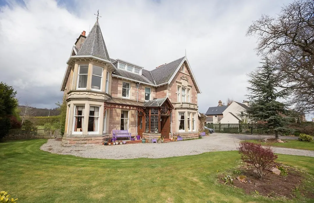 Chrialdon House-1