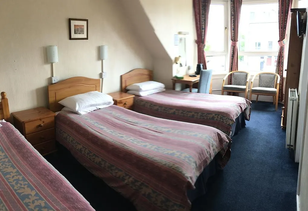 Arkaig Guest House-1