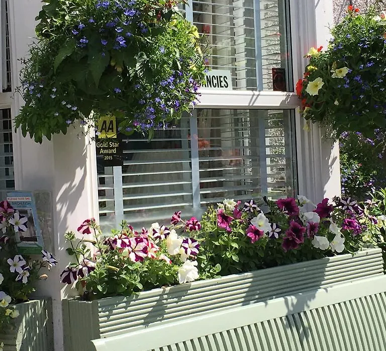 Birchleigh Guest House-1