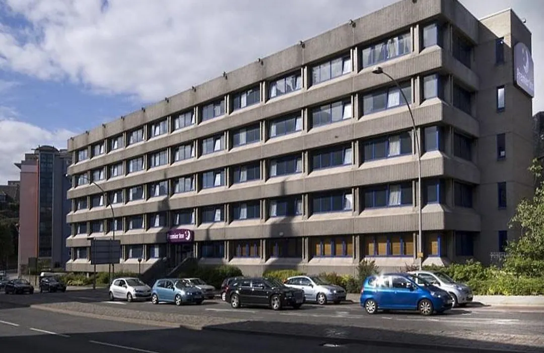 Premier Inn Aberdeen City Centre-1