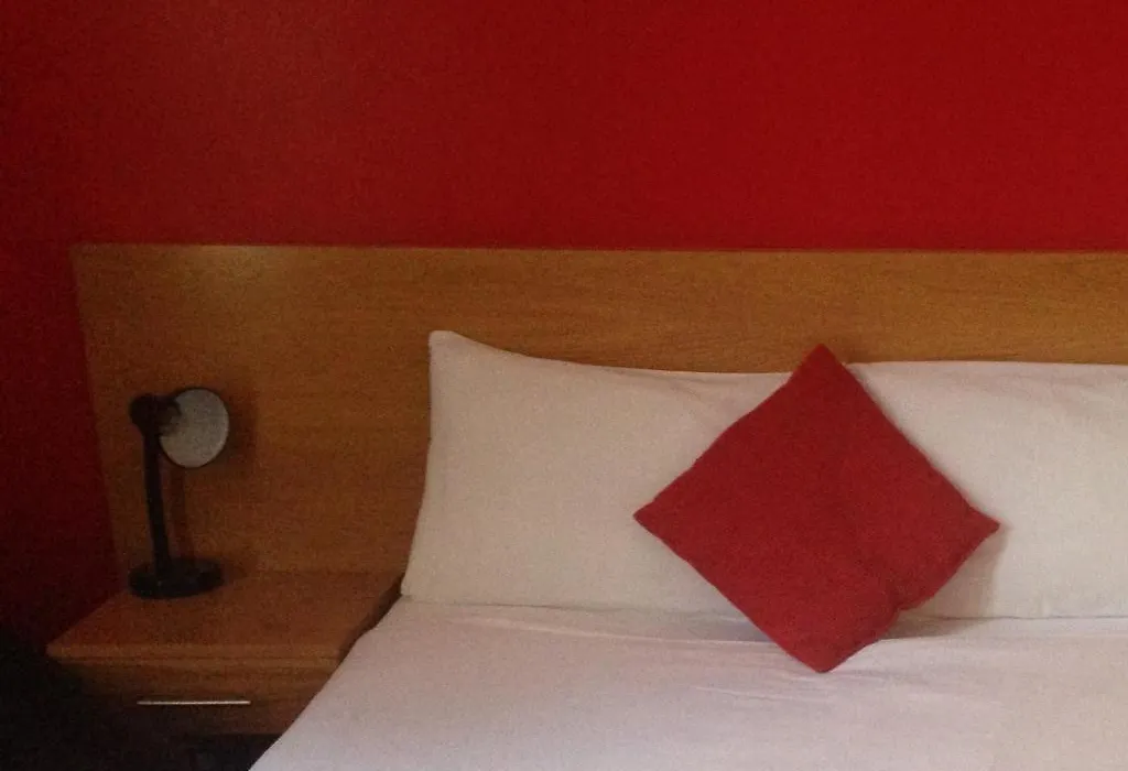 Newton Hotel-1