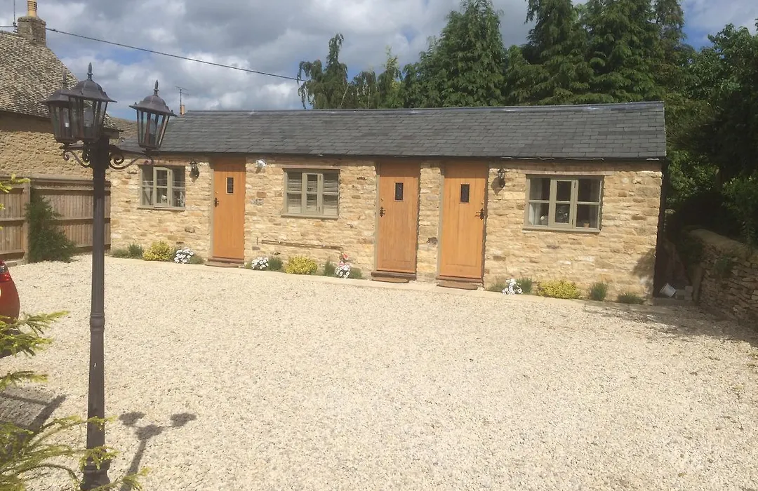 The Salford Inn-1