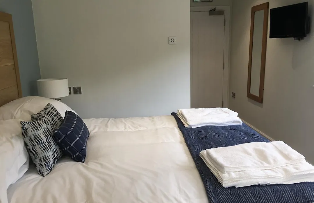 The Pityme Inn-1