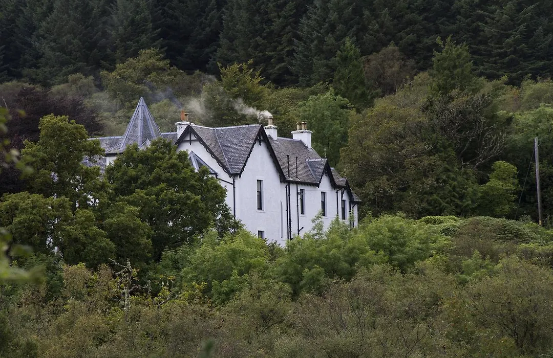 Linndhu House-1