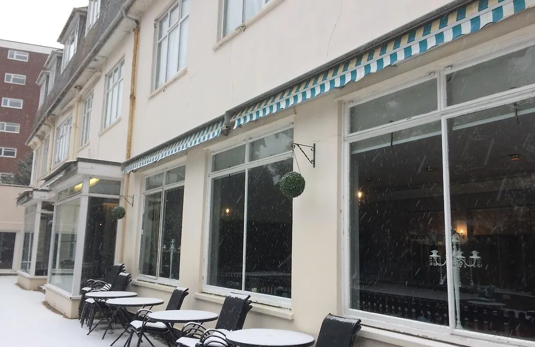 Hinton Firs Hotel-1