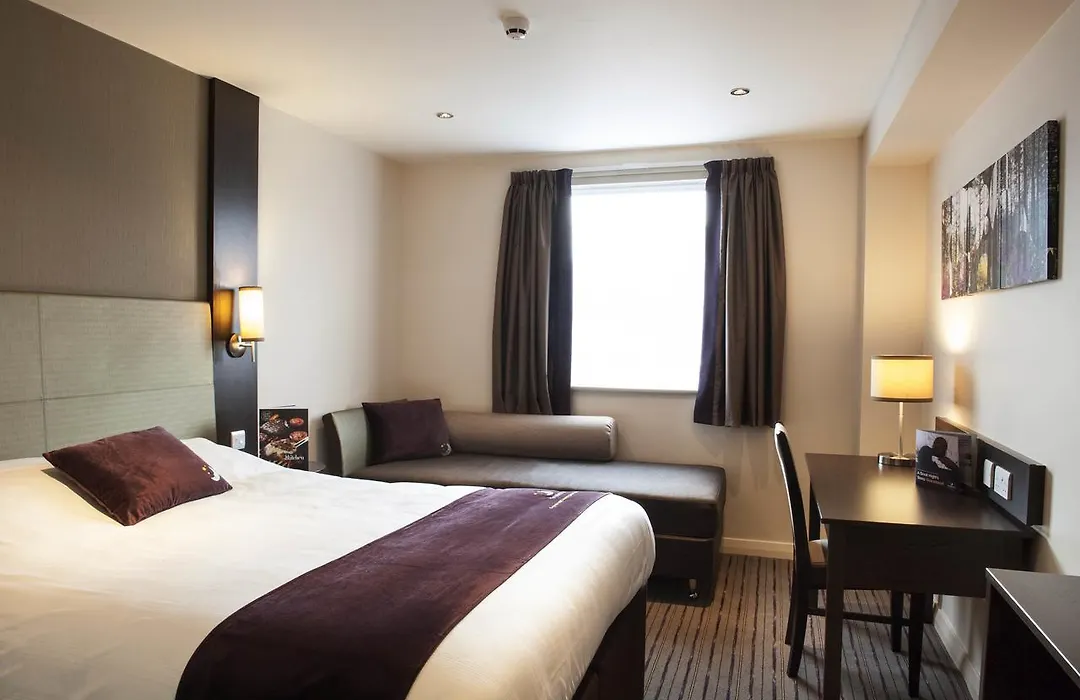 Premier Inn London Archway-1