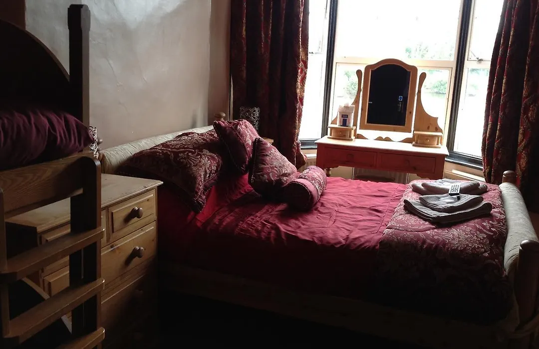 Lower Lode Inn-1