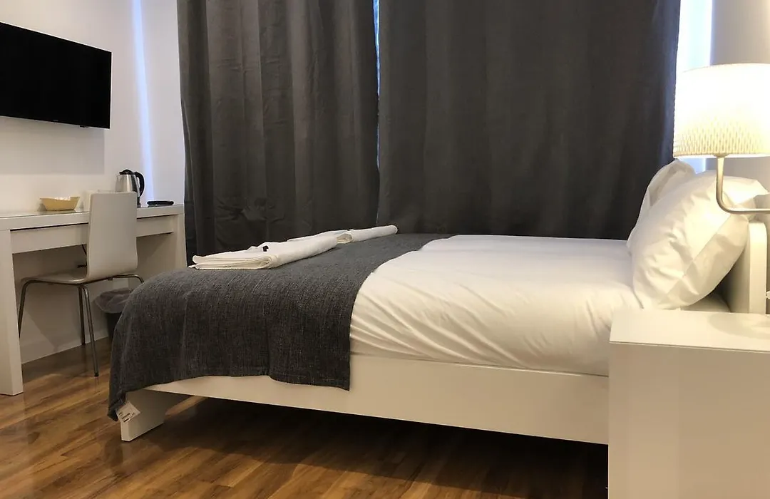 Craigtay Apartment Hotel-1
