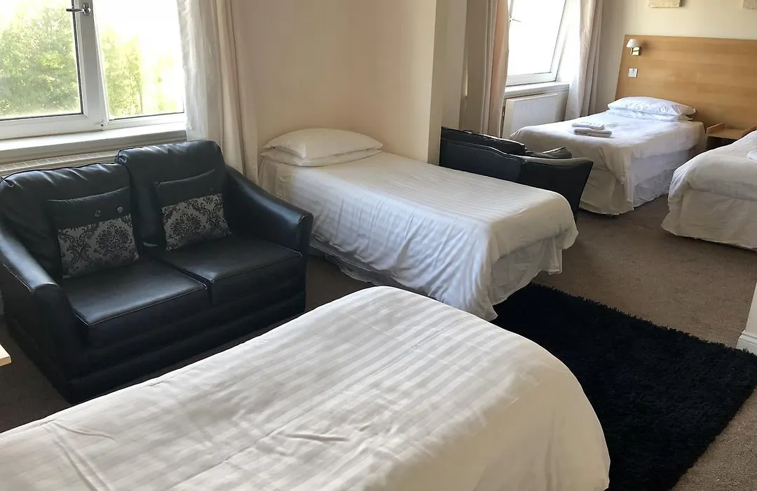 The New Dundee Carlton Hotel-1