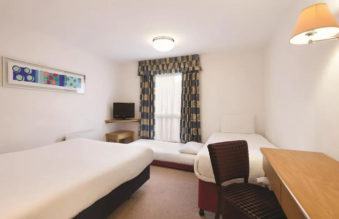 Days Inn By Wyndham Telford Ironbridge-1