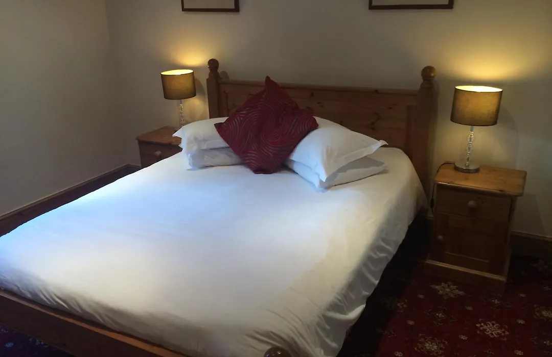 Hunters Lodge Inn-1