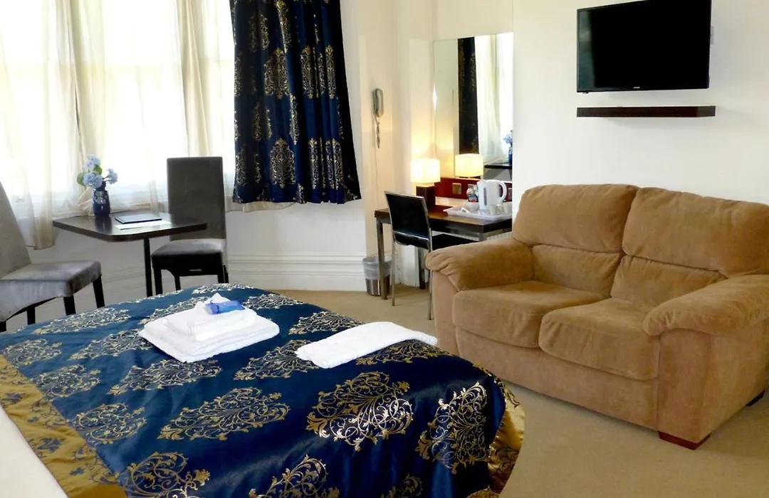 Tunbridge Wells Retreat-1