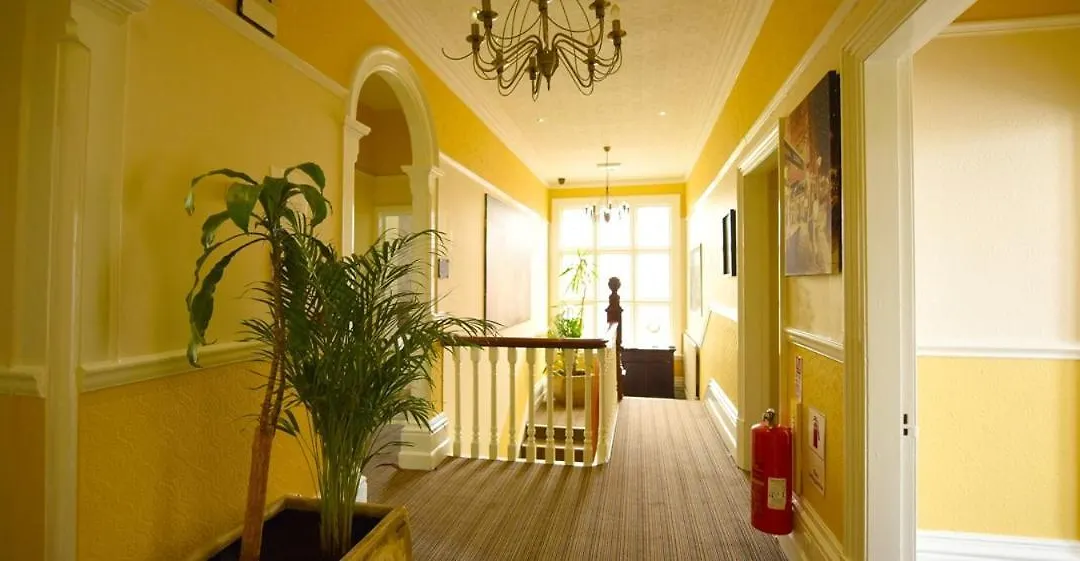 Victoria Park Hotel-1